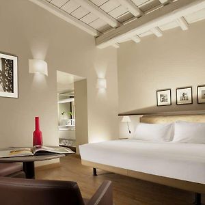 Camera classica con letto king size